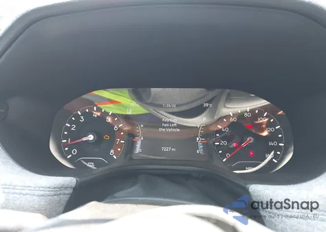 2023 Jeep Compass Sport 4X4 z USA, uszkodzony, nr VIN 3C4NJDAN1PT526011